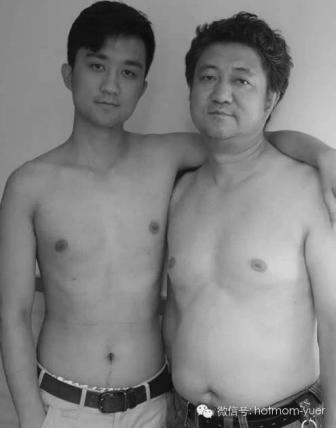 Tian Jun with his son in 2010